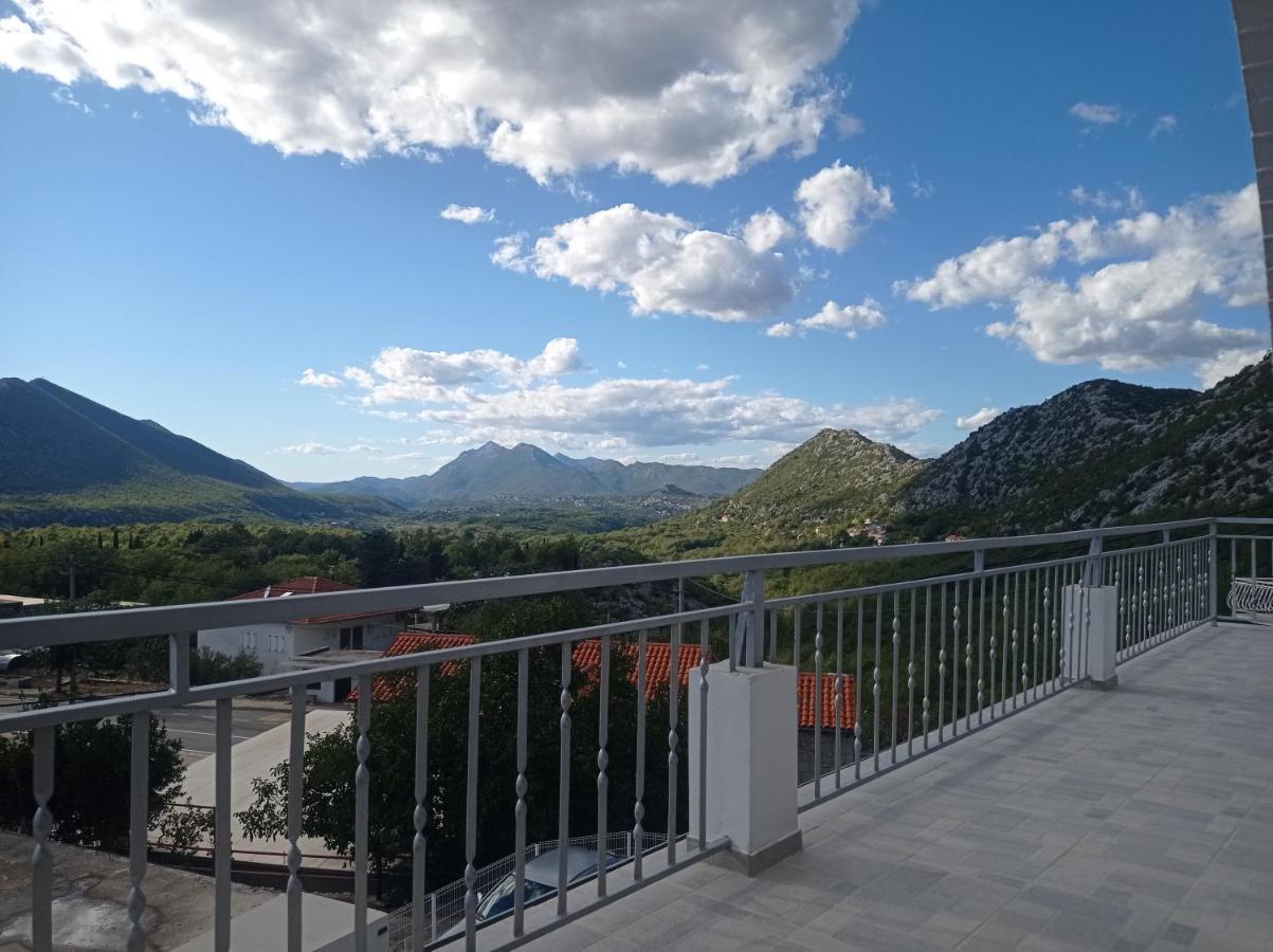 Holiday Home Horizonte With Jacuzzi Gornja Brela Exterior photo